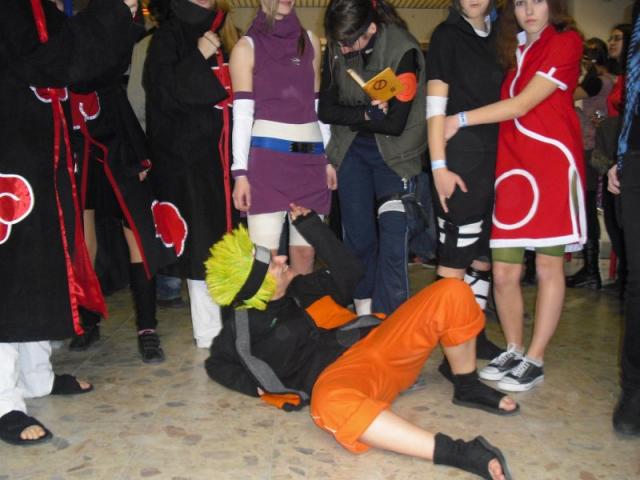 AS 09 - Čo to ten Naruto Kakashimu ukazuje?!